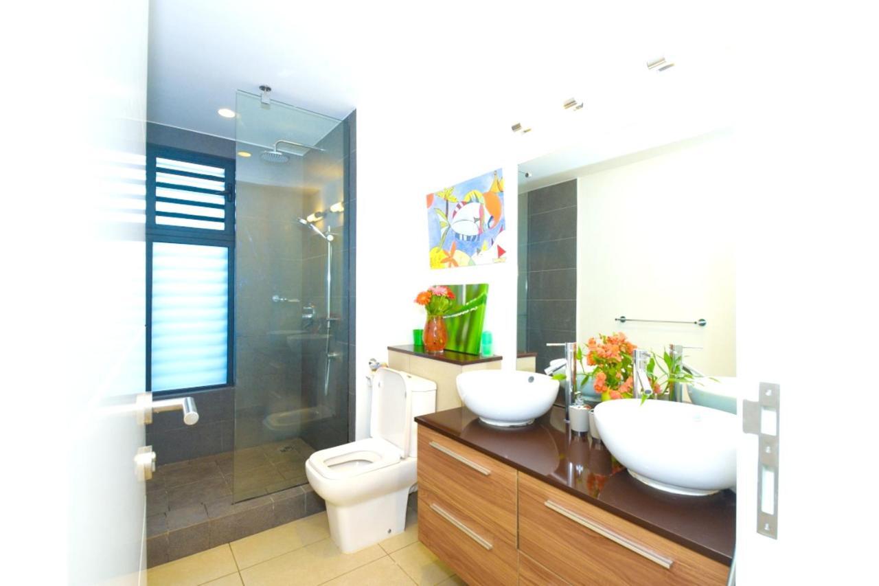 Apartment With 3 Bedrooms In Roches Noires, With Wonderful Sea View, Shared Pool, Terrace Rivière du Rempart Exteriör bild
