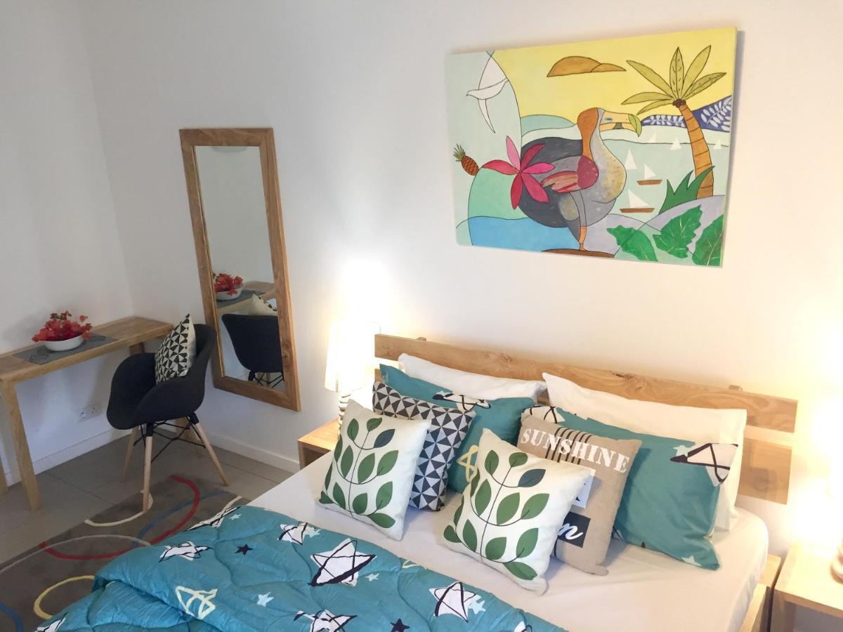 Apartment With 3 Bedrooms In Roches Noires, With Wonderful Sea View, Shared Pool, Terrace Rivière du Rempart Exteriör bild