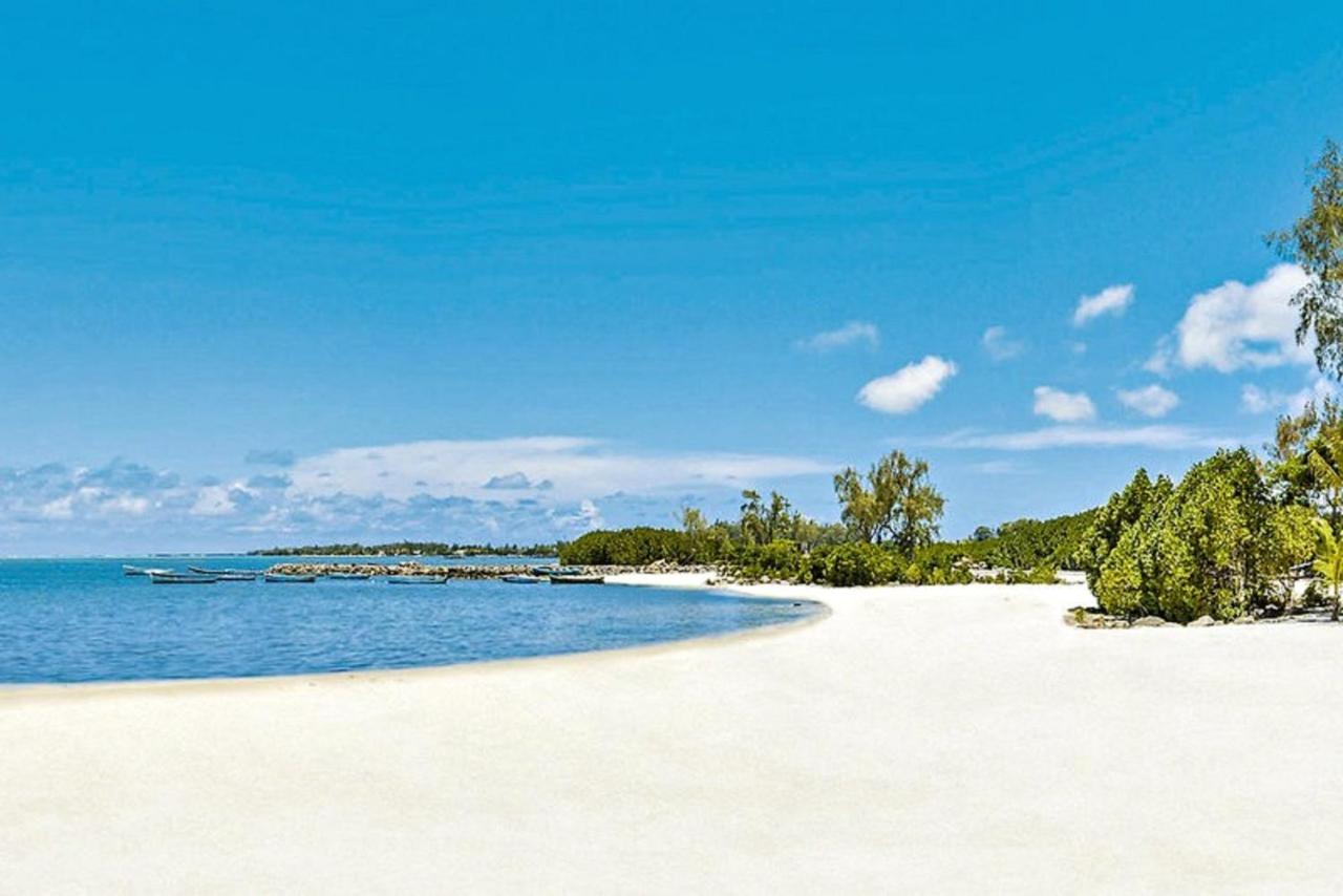 Apartment With 3 Bedrooms In Roches Noires, With Wonderful Sea View, Shared Pool, Terrace Rivière du Rempart Exteriör bild